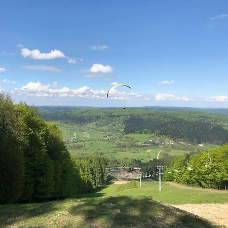 Pensjonat Laworta Ski Ustrzyki Dolne Exteriör bild