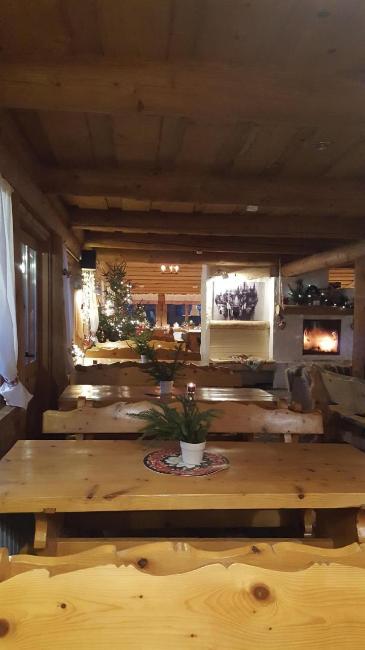 Pensjonat Laworta Ski Ustrzyki Dolne Exteriör bild