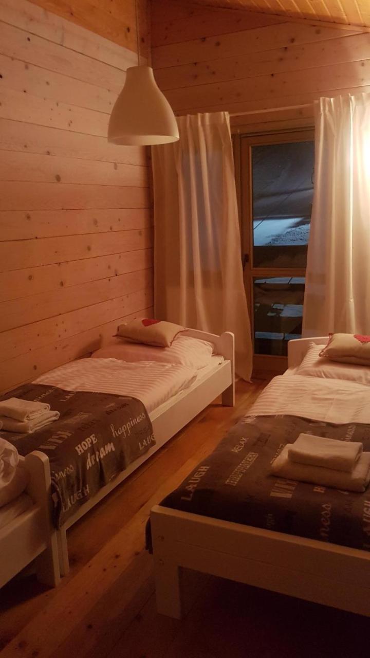 Pensjonat Laworta Ski Ustrzyki Dolne Exteriör bild
